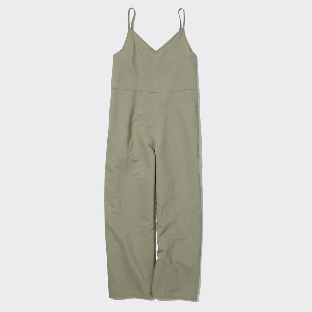 Green uniqlo linen camisole jumpsuit NWT, size L
